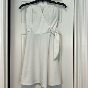 White strapless dress